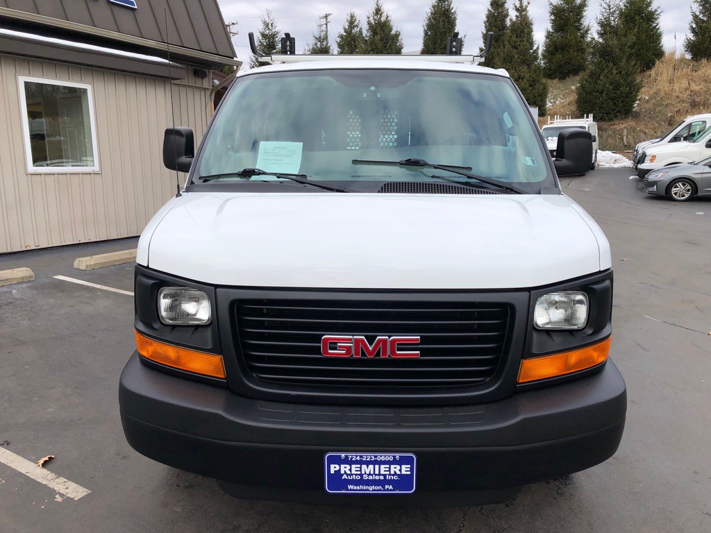 2016 GMC Savana Image 8