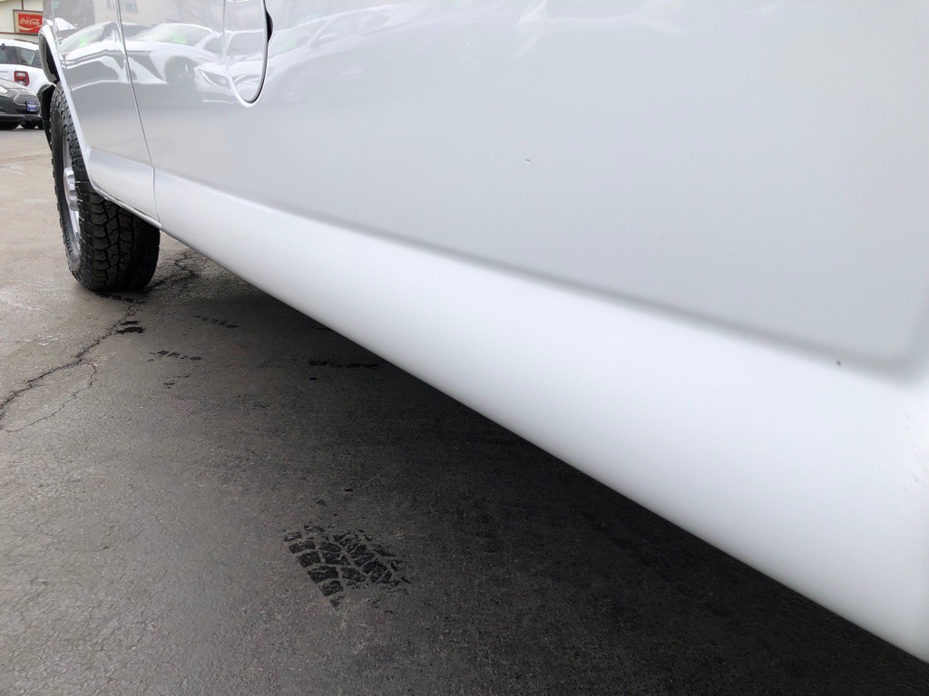 2016 GMC Savana Image 13