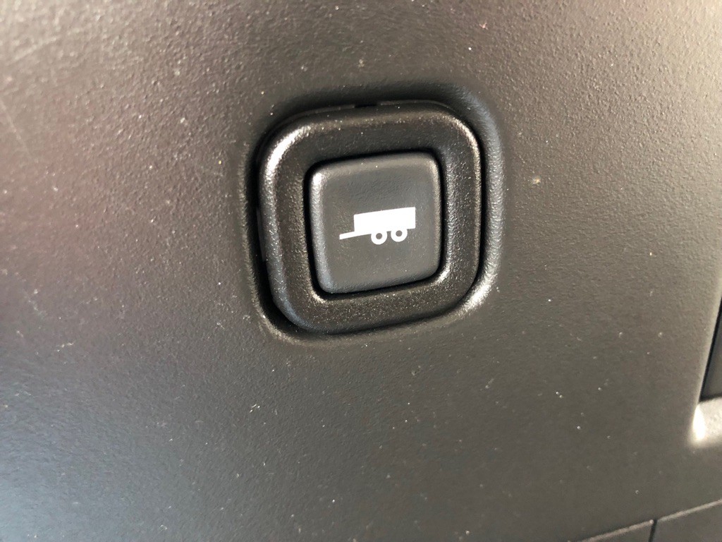 2016 GMC Savana Image 29