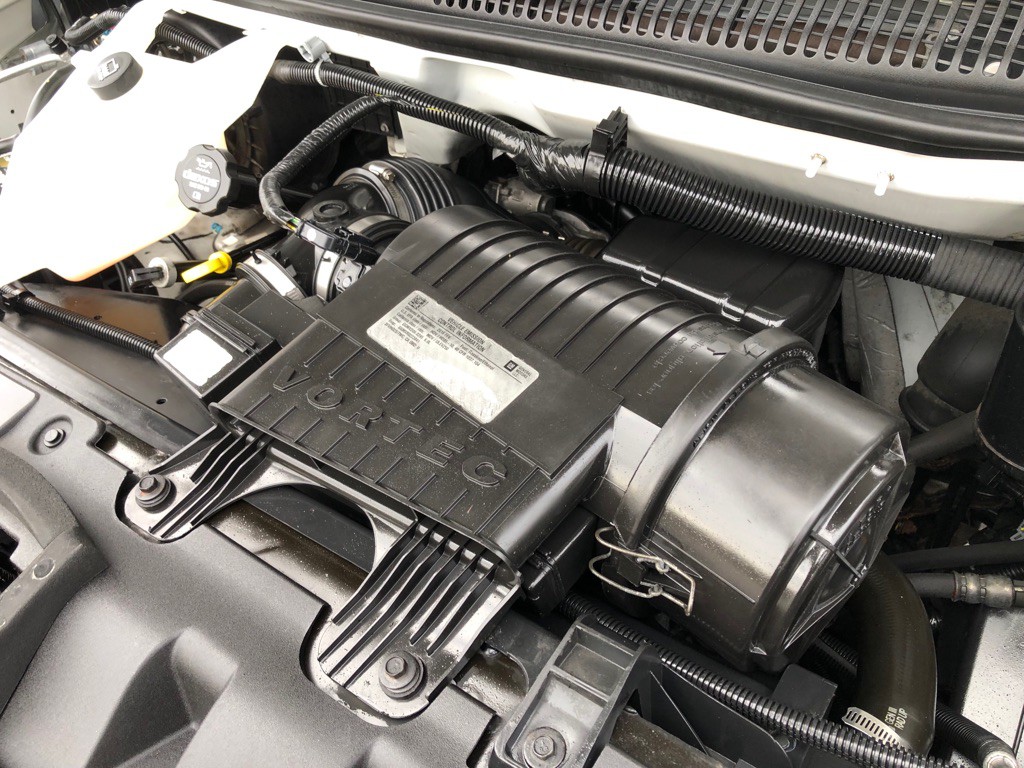 2016 GMC Savana Image 35