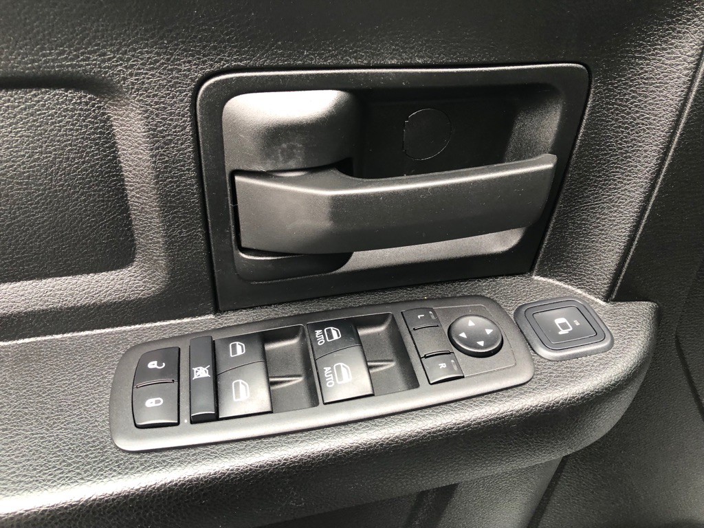 2023 RAM 2500 Image 18