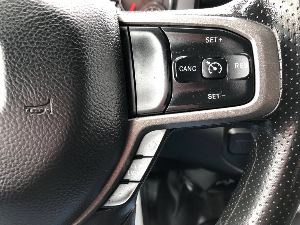 2023 RAM 2500 Image 32