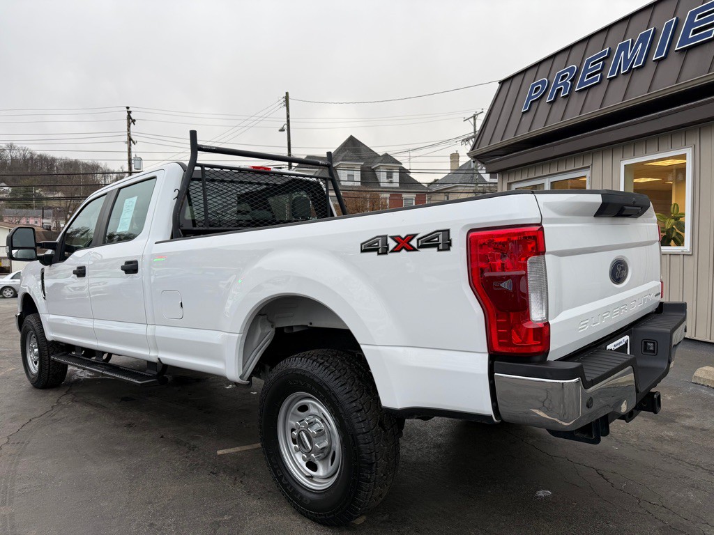 2017 Ford F-250 Image 3
