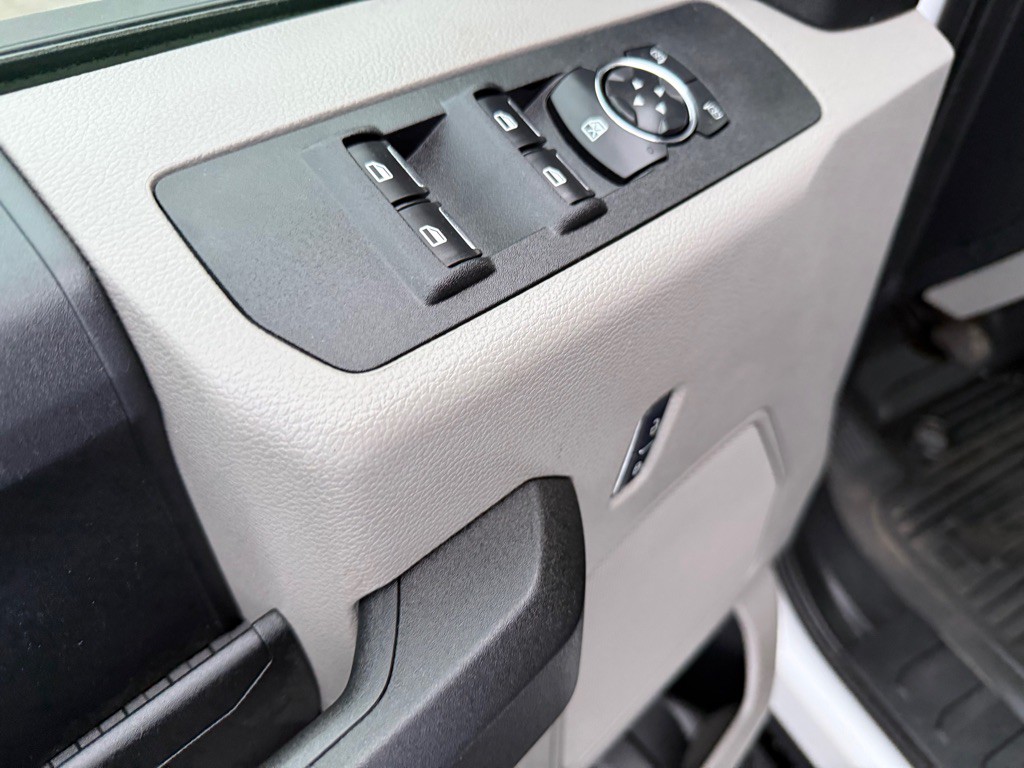 2017 Ford F-250 Image 16