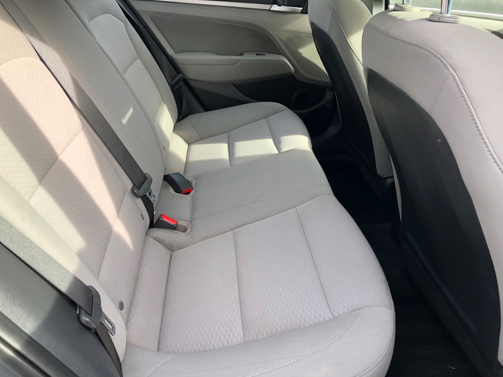 2019 Hyundai Elantra Image 20