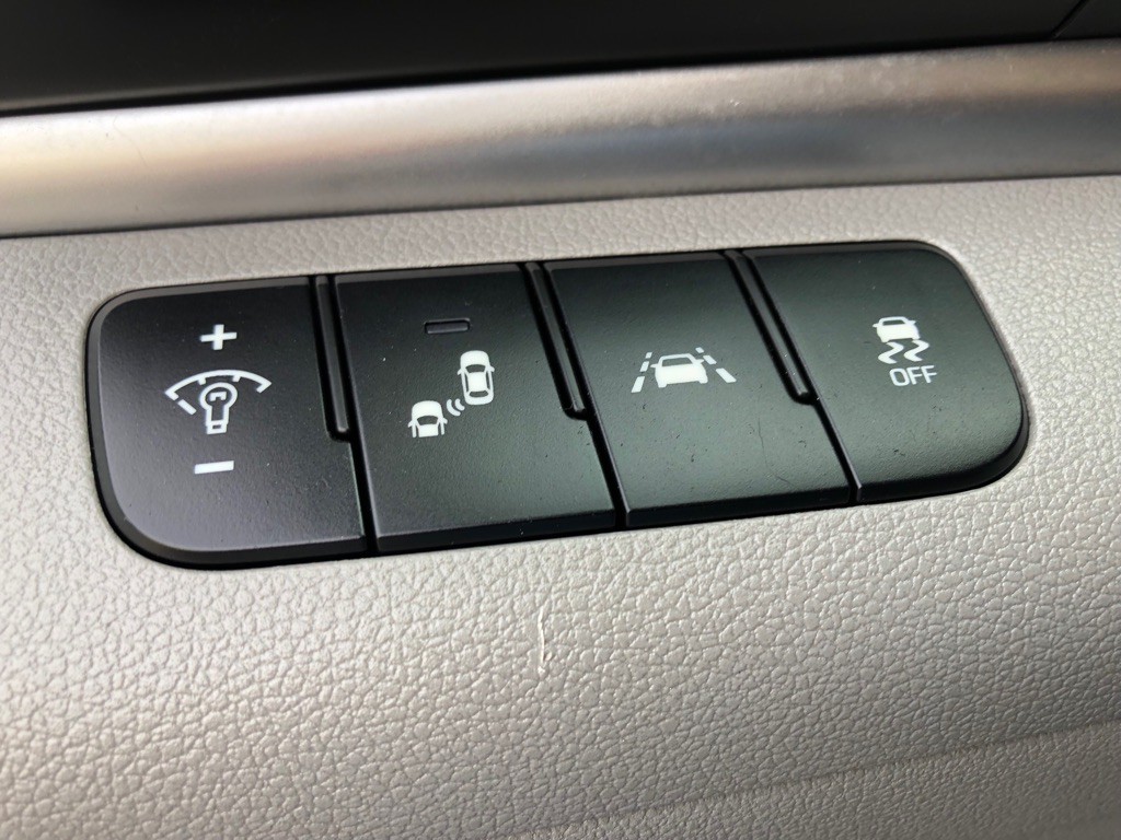 2019 Hyundai Elantra Image 27