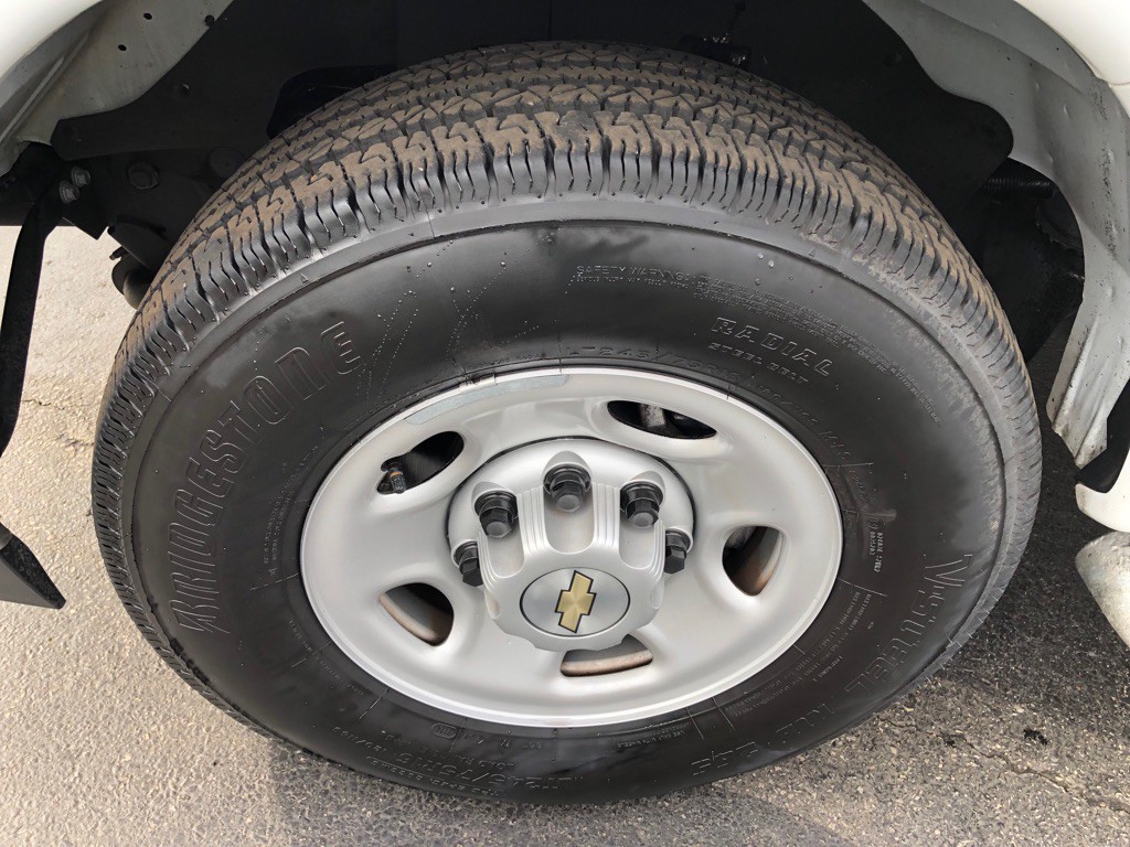 2024 Chevrolet Express Image 10