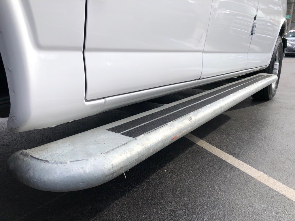 2024 Chevrolet Express Image 13