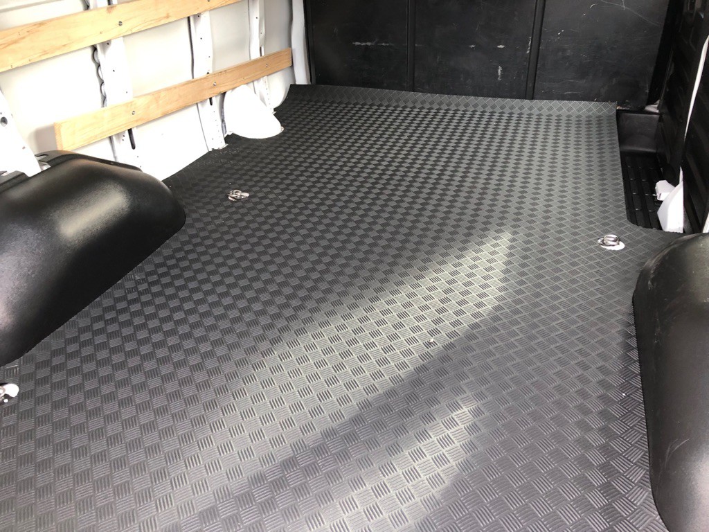 2024 Chevrolet Express Image 18