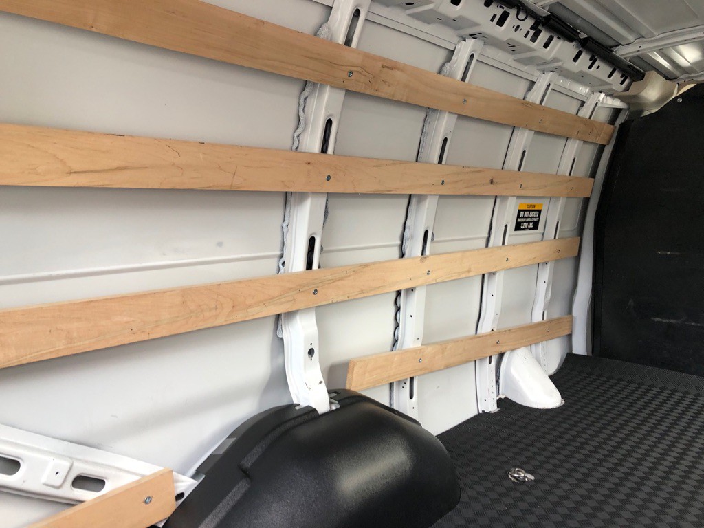 2024 Chevrolet Express Image 19