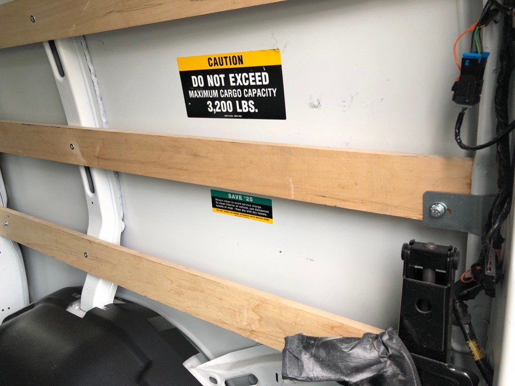 2024 Chevrolet Express Image 20