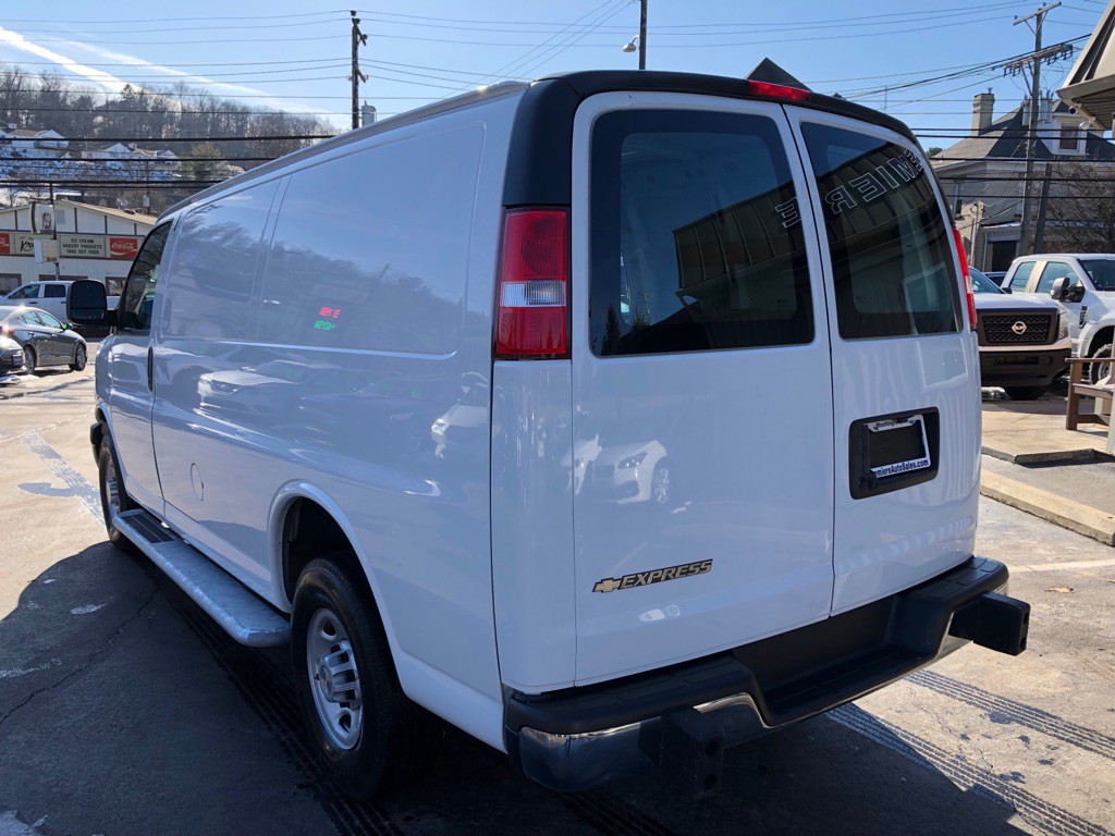 2024 Chevrolet Express Image 3