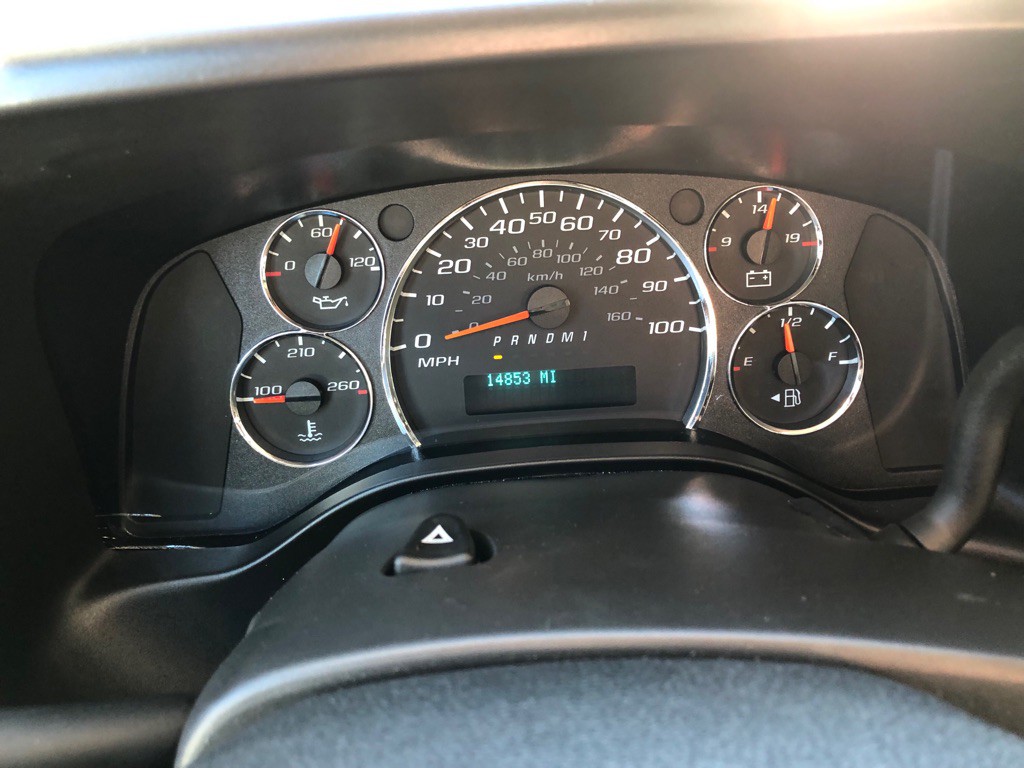 2024 Chevrolet Express Image 32