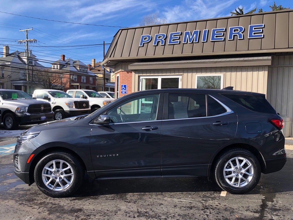 2022 Chevrolet Equinox Image 2