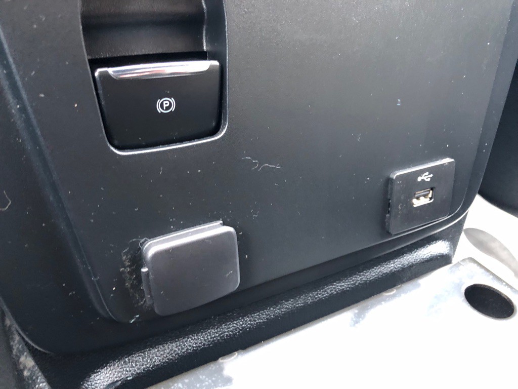 2022 Ford Explorer Image 25