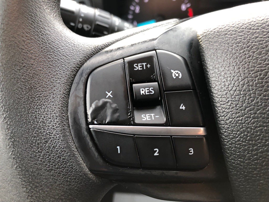 2022 Ford Explorer Image 29