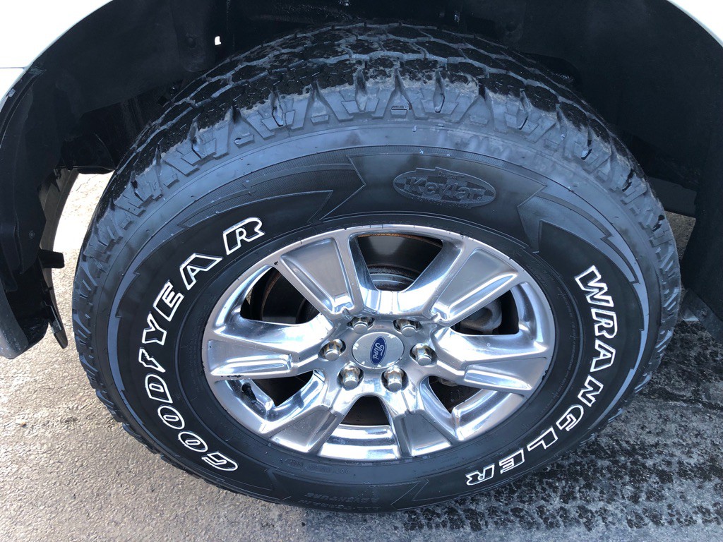 2015 Ford F-150 Image 10