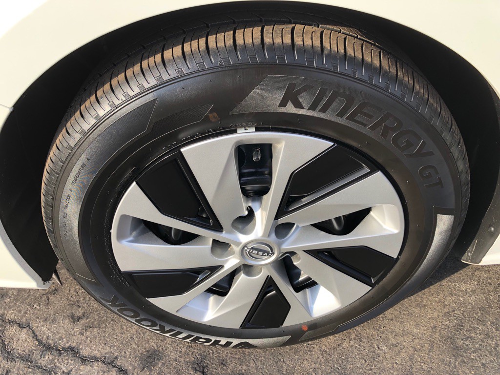 2024 Nissan Altima Image 10