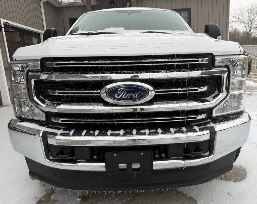 2022 Ford F-250 Image 4