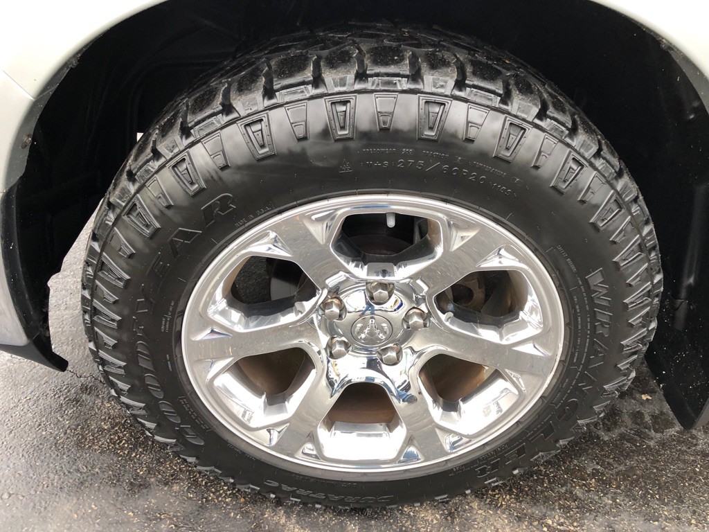 2017 RAM 1500 Image 10