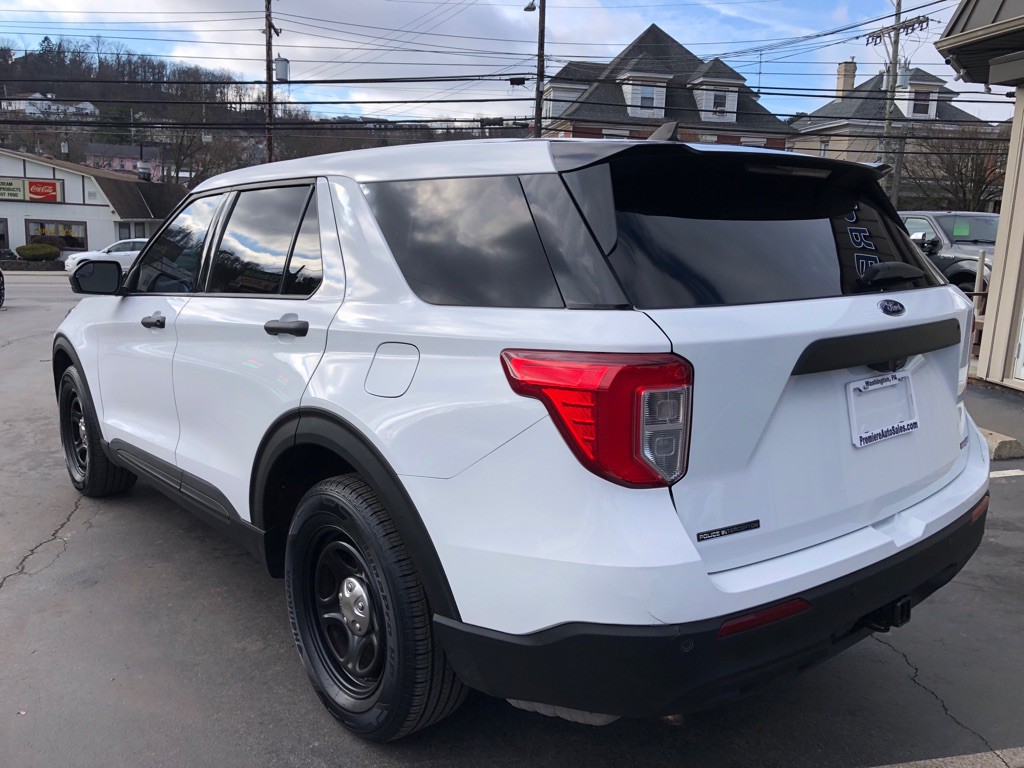 2021 Ford Explorer Image 3