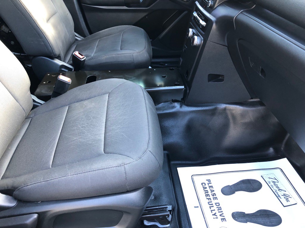 2021 Ford Explorer Image 25