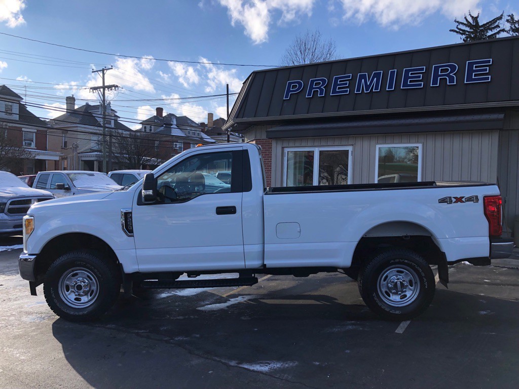2017 Ford F-250 Image 2