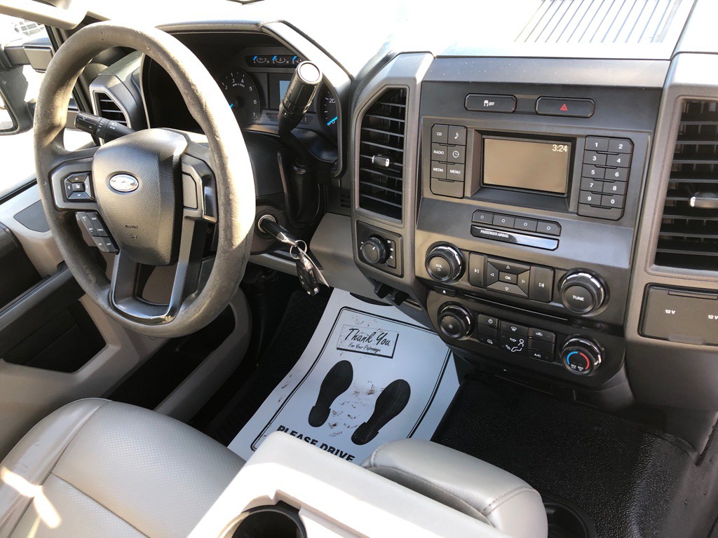 2017 Ford F-250 Image 24