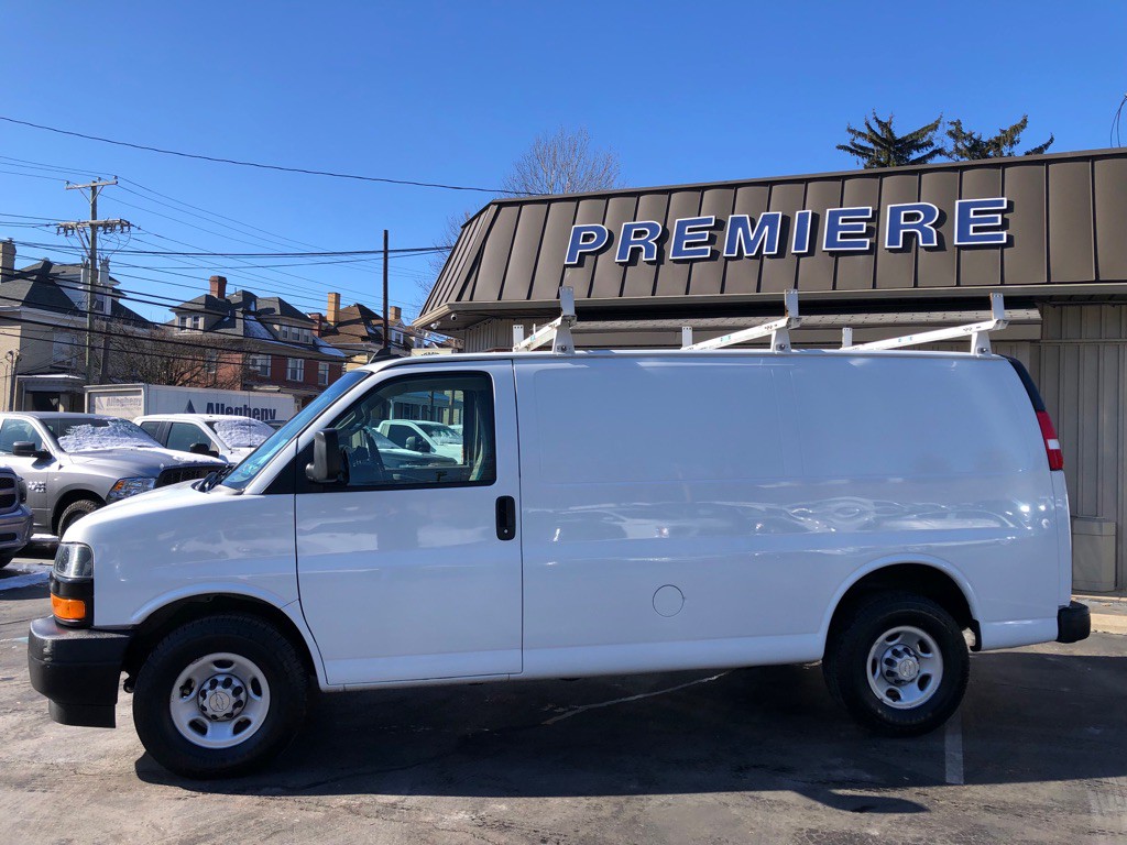 2019 Chevrolet Express Image 2