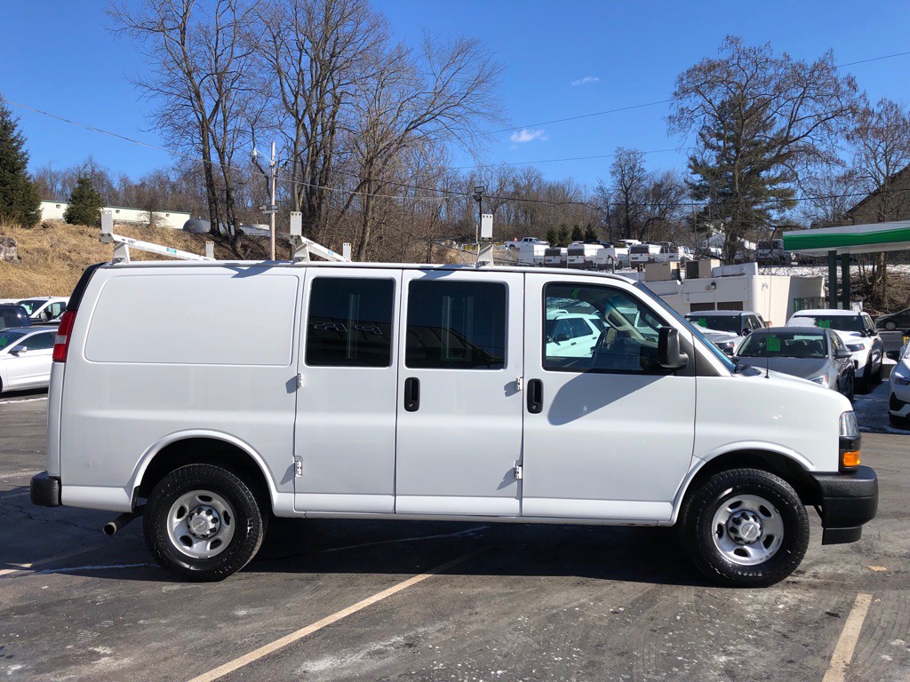 2019 Chevrolet Express Image 6