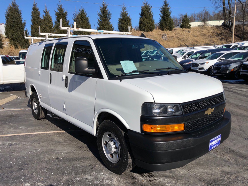 2019 Chevrolet Express Image 7