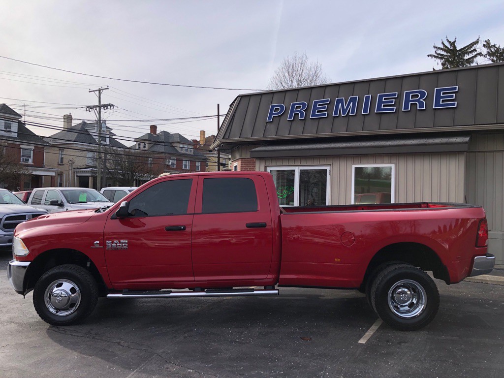 2015 RAM 3500 Image 2