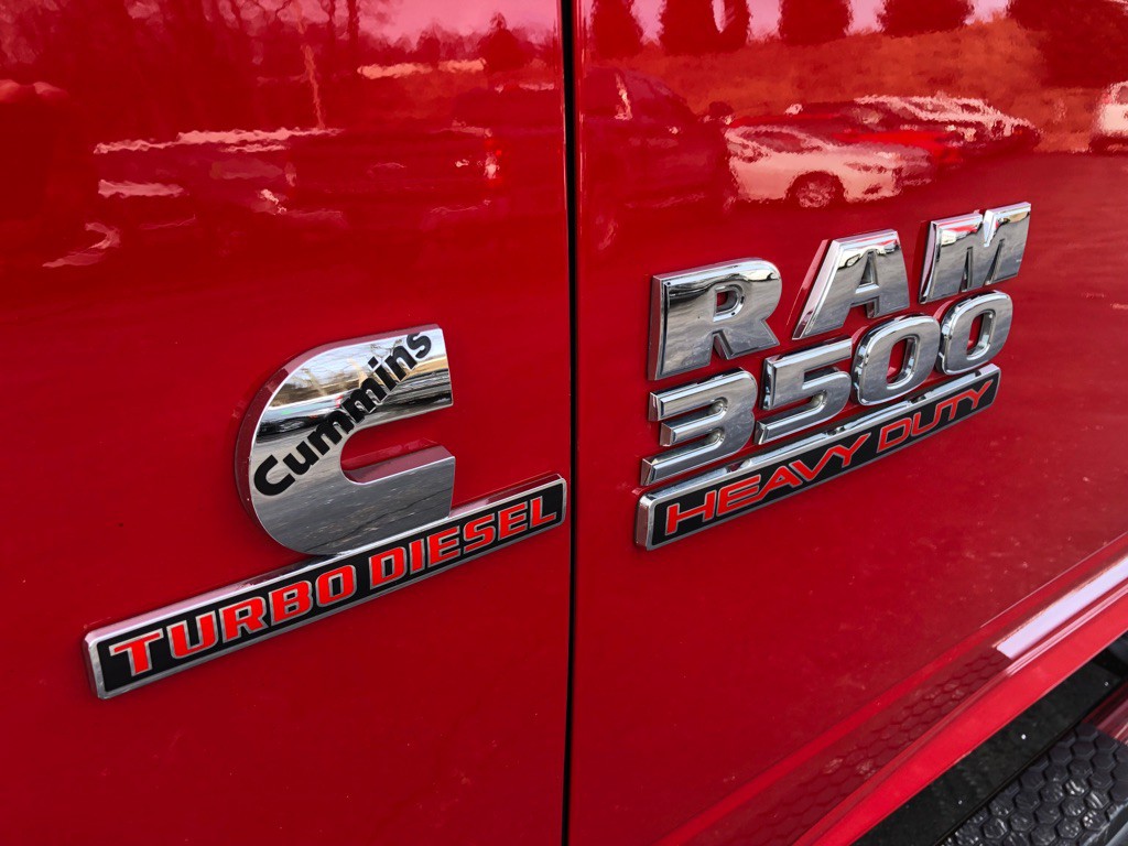 2015 RAM 3500 Image 12