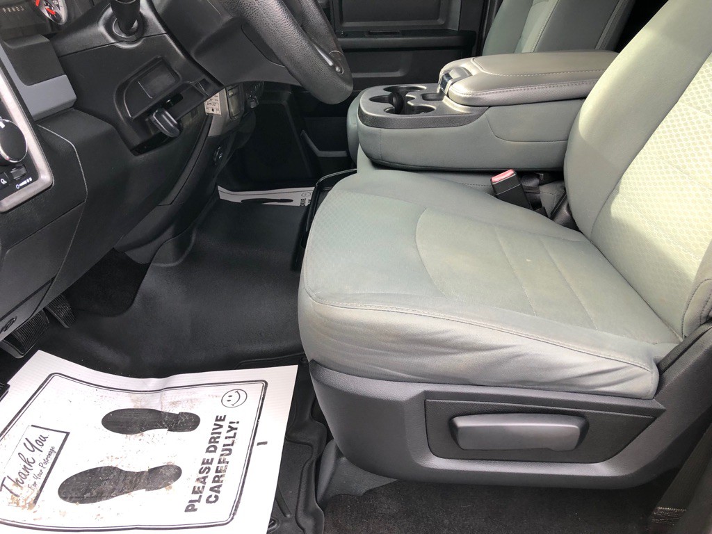 2015 RAM 3500 Image 18