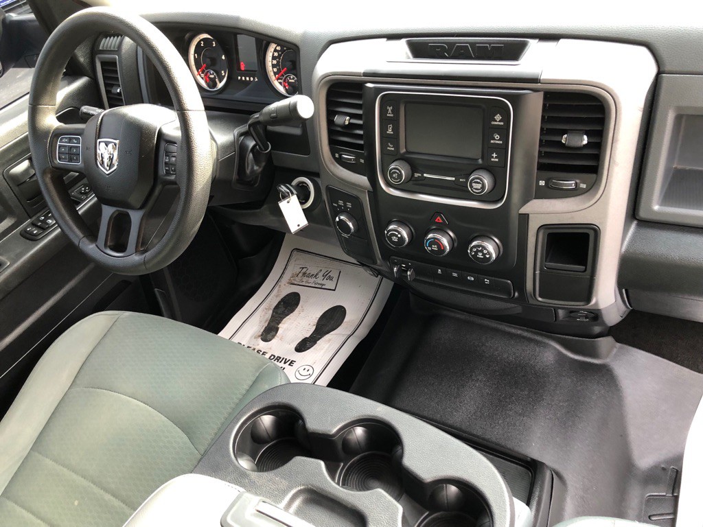 2015 RAM 3500 Image 23