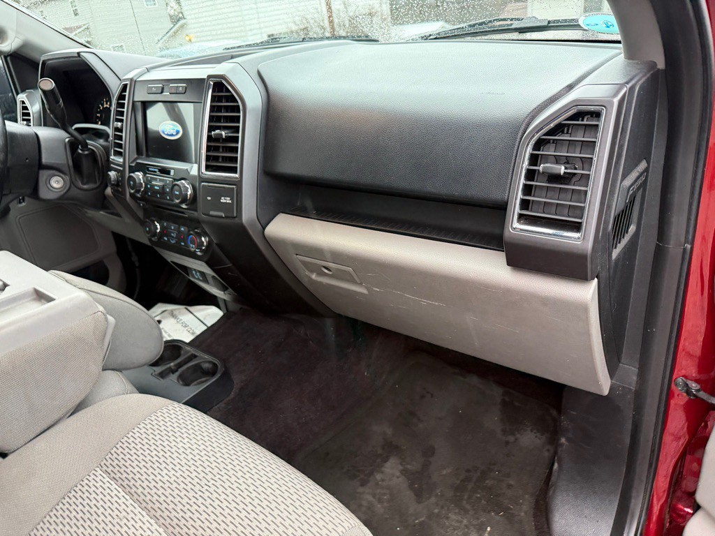 2017 Ford F-150 Image 3