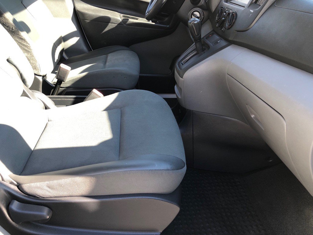 2020 Nissan NV200 Image 23