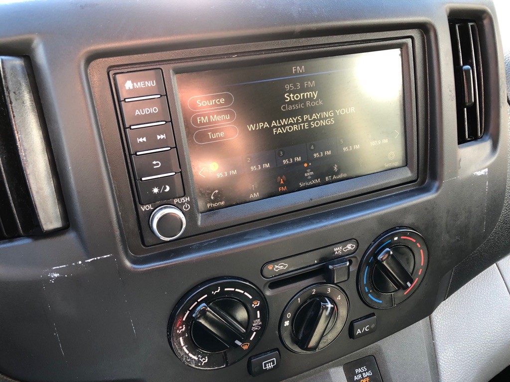 2020 Nissan NV200 Image 27