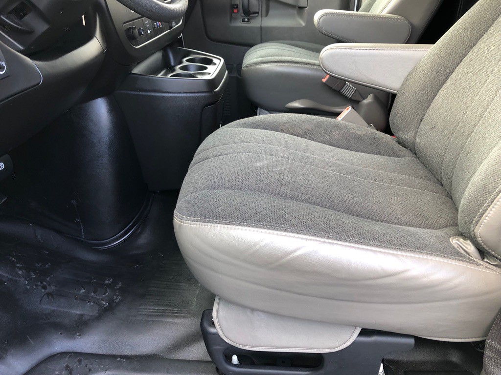 2024 Chevrolet Express Image 17