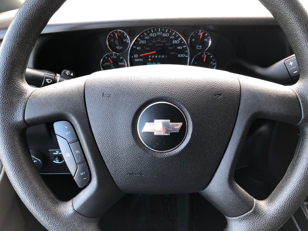 2024 Chevrolet Express Image 26