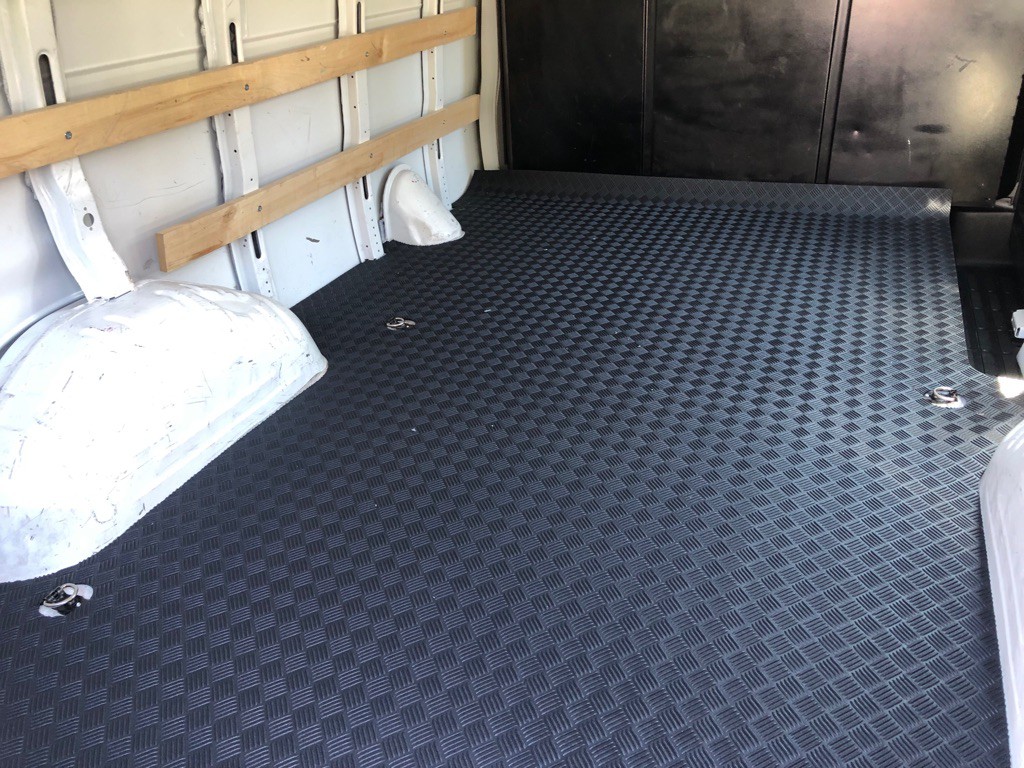 2024 Chevrolet Express Image 16