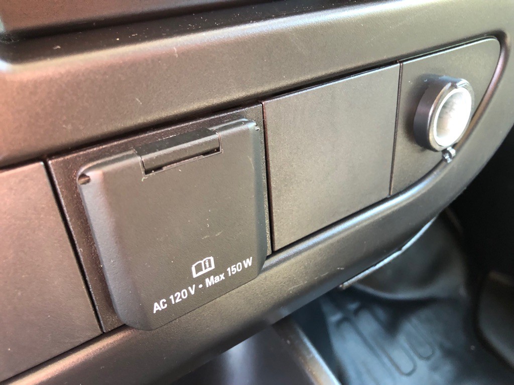 2024 Chevrolet Express Image 24