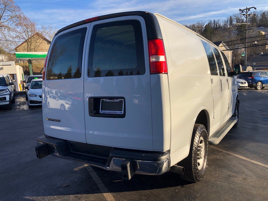 2019 Chevrolet Express Image 5