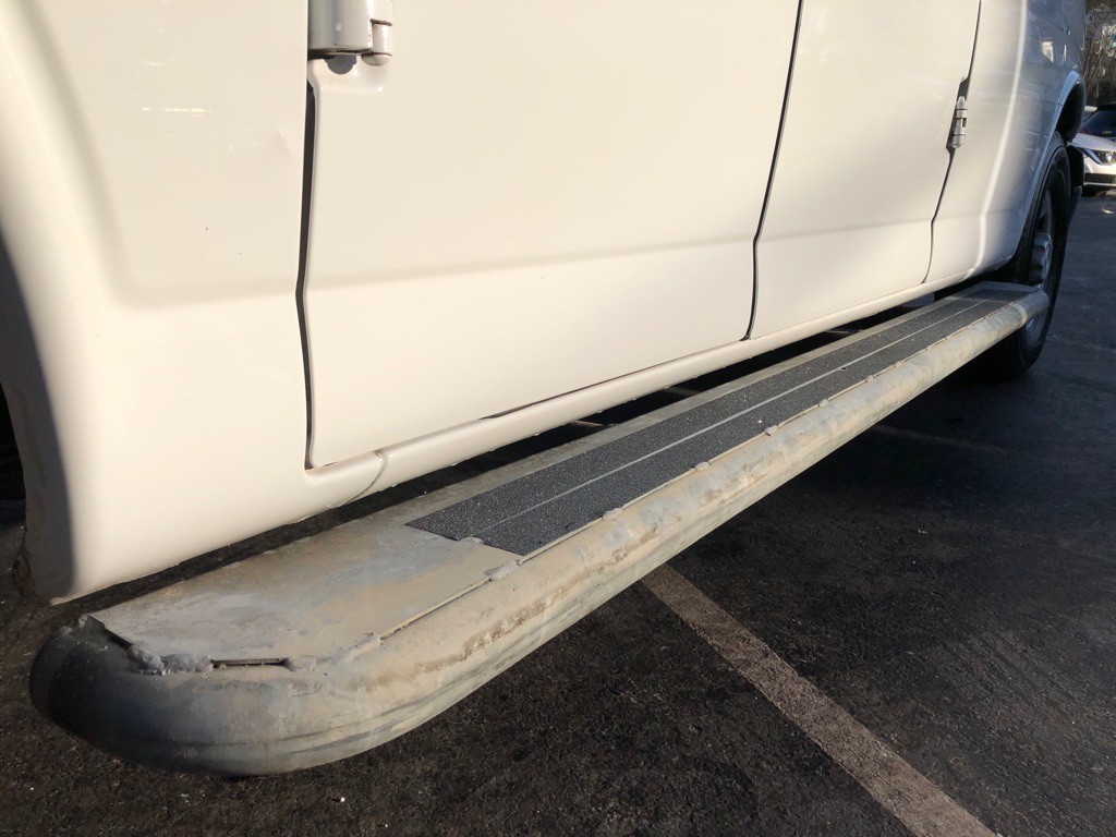 2019 Chevrolet Express Image 14