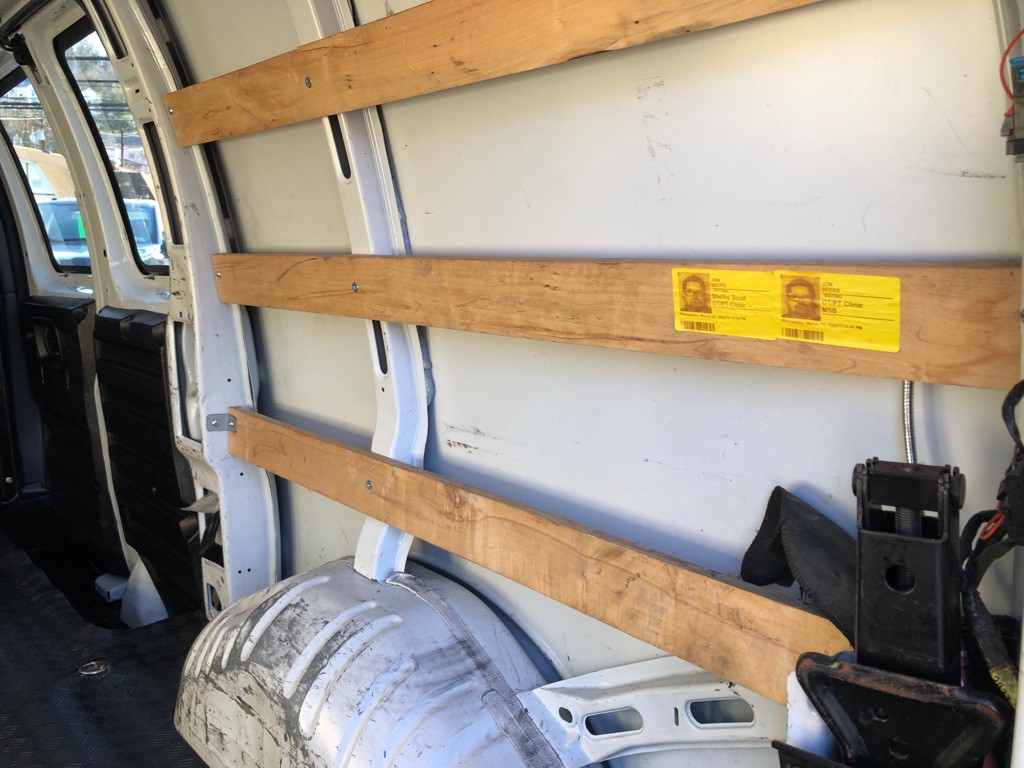 2019 Chevrolet Express Image 21