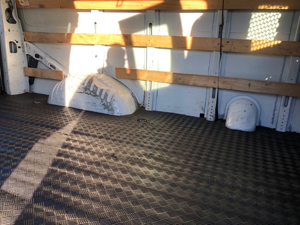 2019 Chevrolet Express Image 22