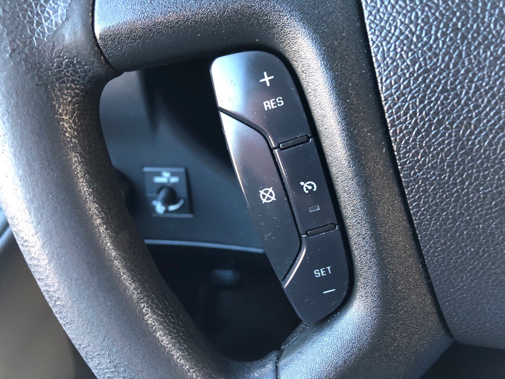 2019 Chevrolet Express Image 30