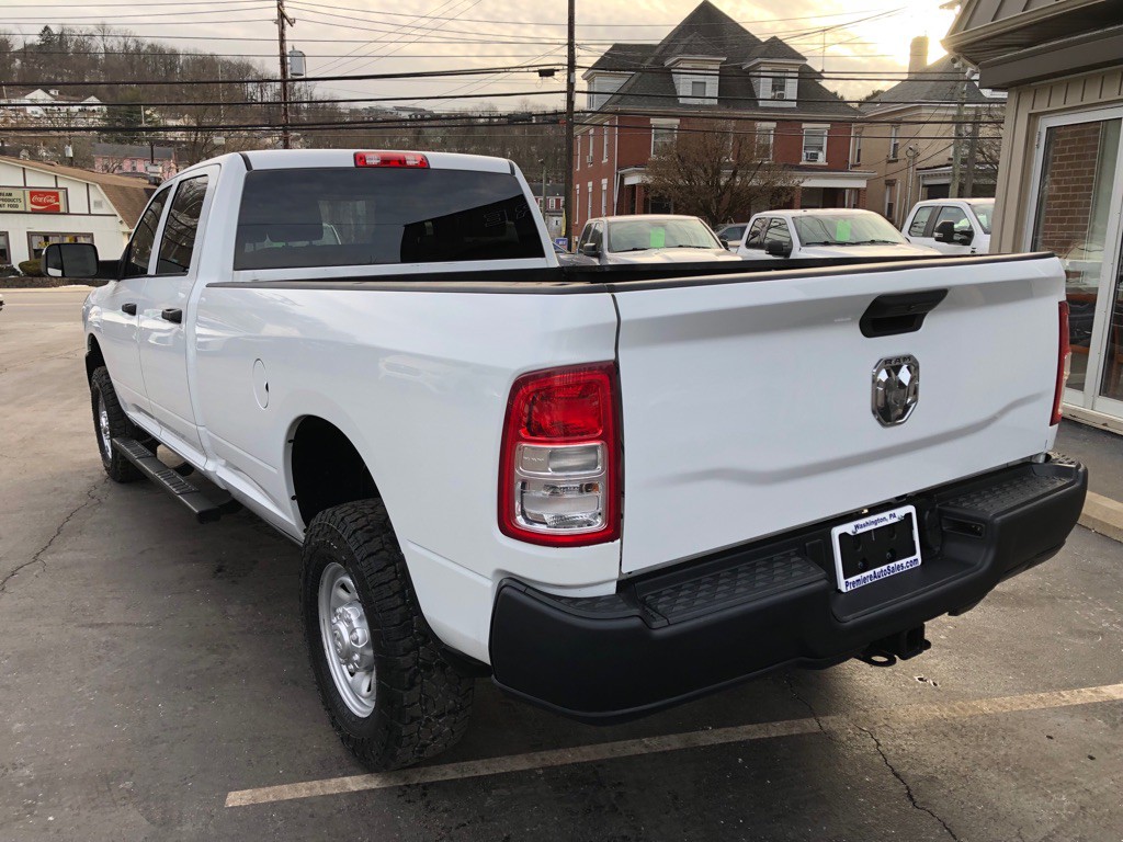 2022 RAM 2500 Image 3