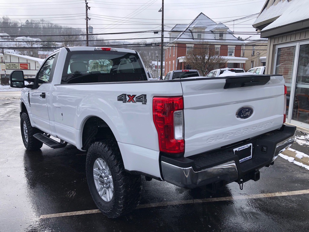 2019 Ford F-350 Image 3