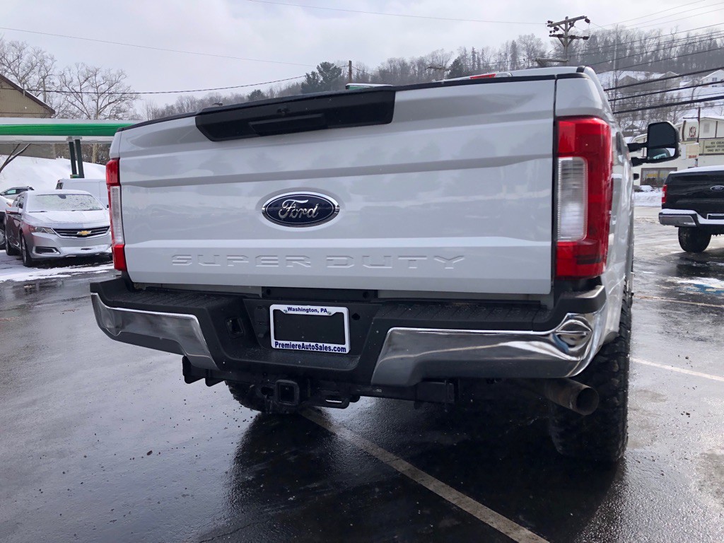 2019 Ford F-350 Image 4